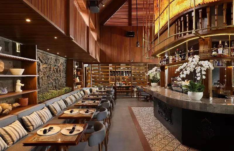 ホテル Taman Dharmawangsa Suites