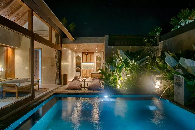 ホテル Taman Dharmawangsa Suites