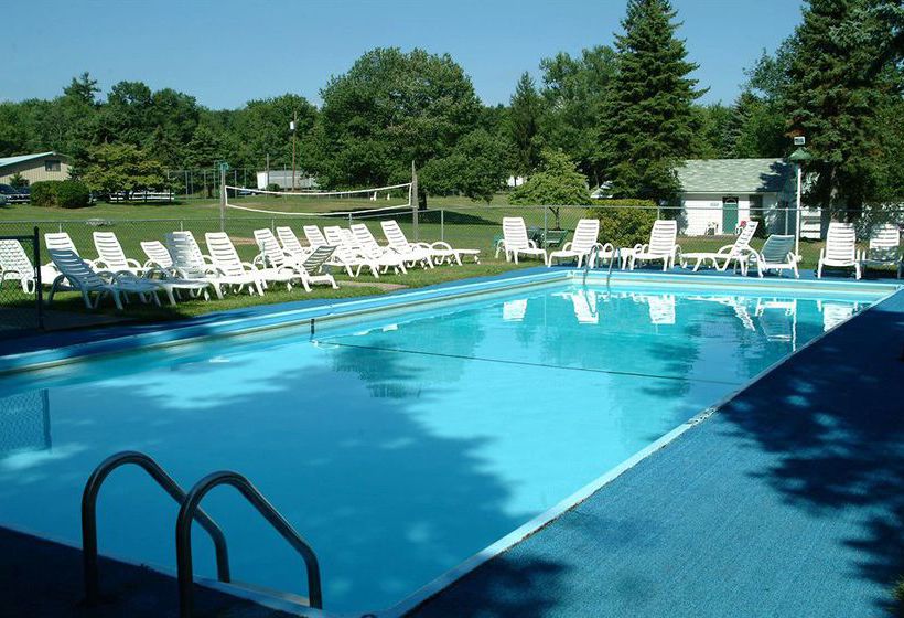 Chestnut Grove Resort