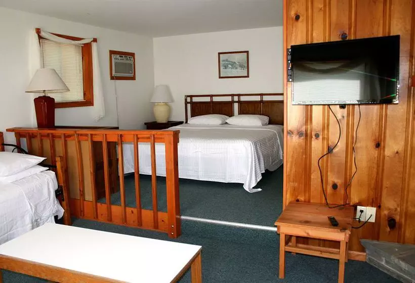 Chestnut Grove Resort