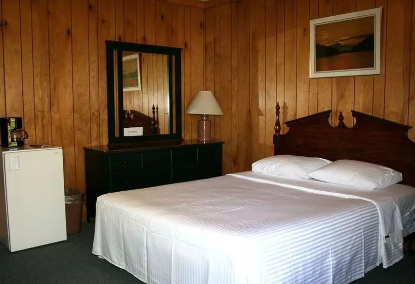 Chestnut Grove Resort