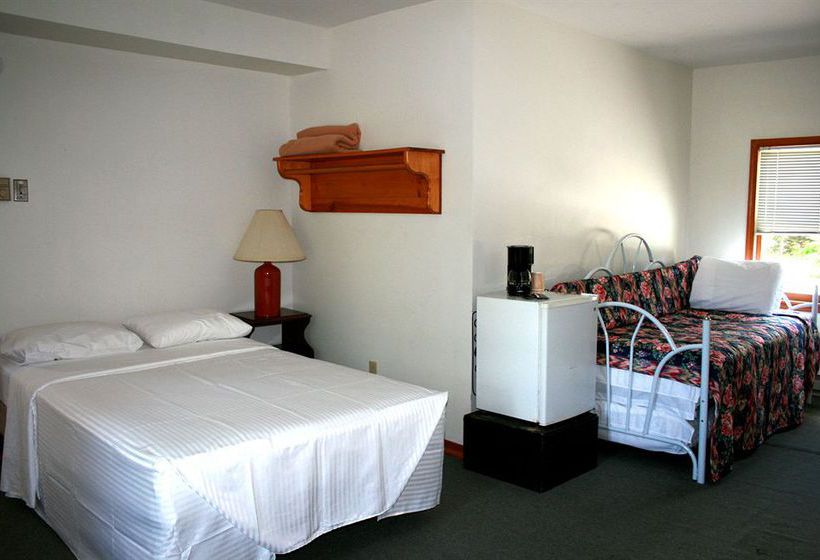 Chestnut Grove Resort