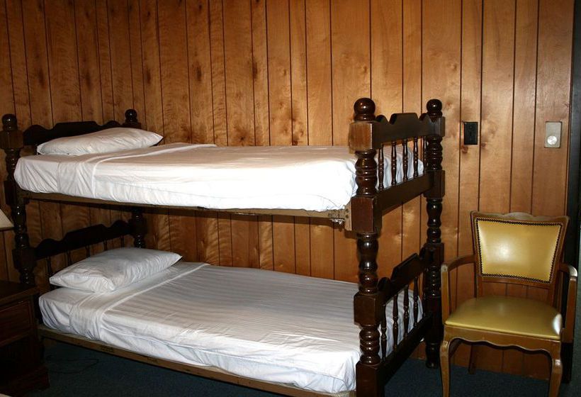 Chestnut Grove Resort