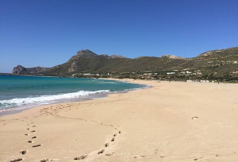 Falassarna Beach Studios&apartments