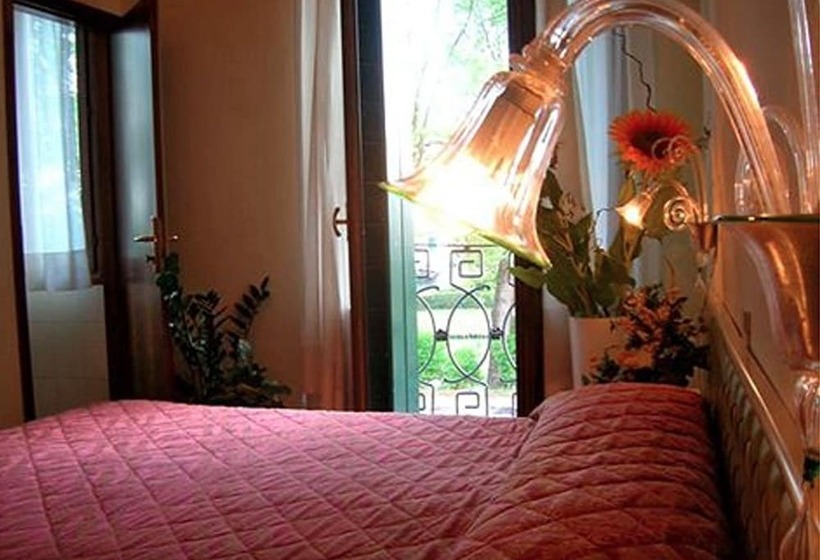 酒店 Alla Villa Fini