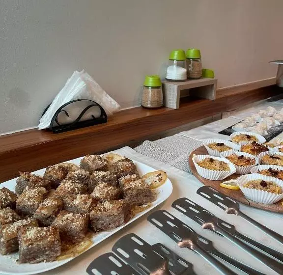 Otel Bistrik City Center