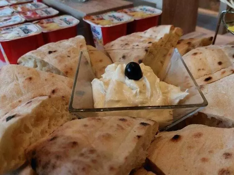 Otel Bistrik City Center