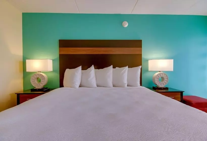 Hotelli Casablanca Oceanside Inn