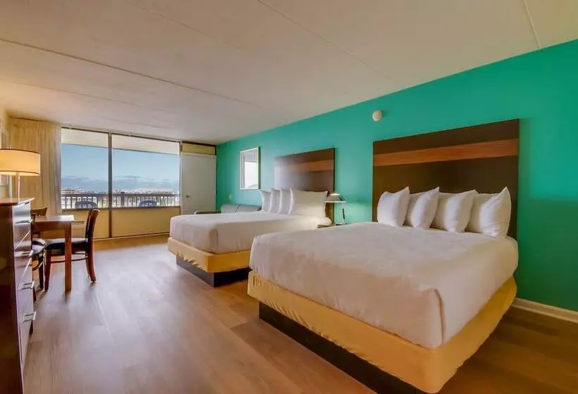 Hotelli Casablanca Oceanside Inn