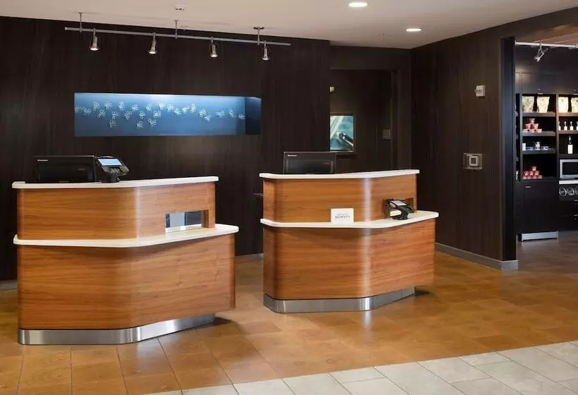 ホテル Courtyard By Marriott Lubbock Downtown/university Area