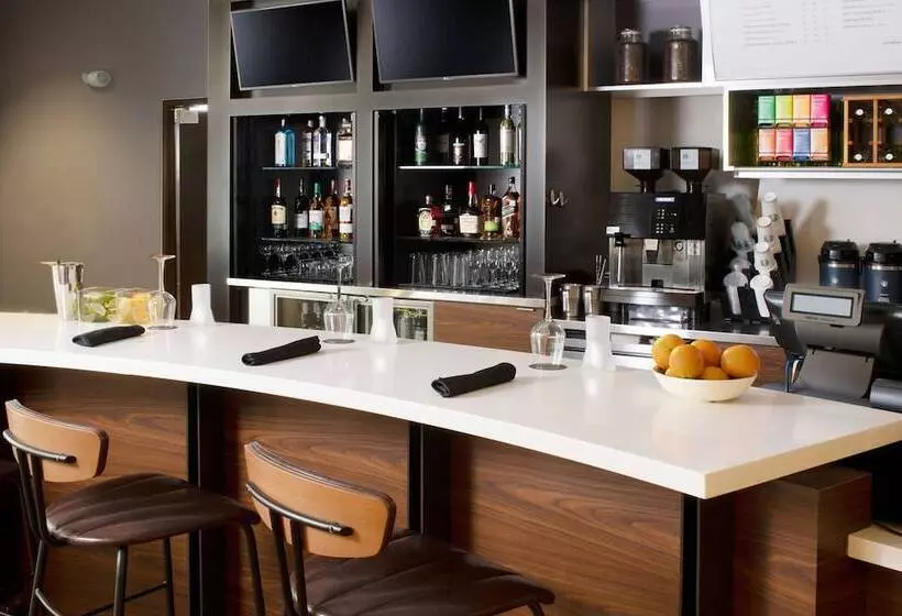 ホテル Courtyard By Marriott Lubbock Downtown/university Area