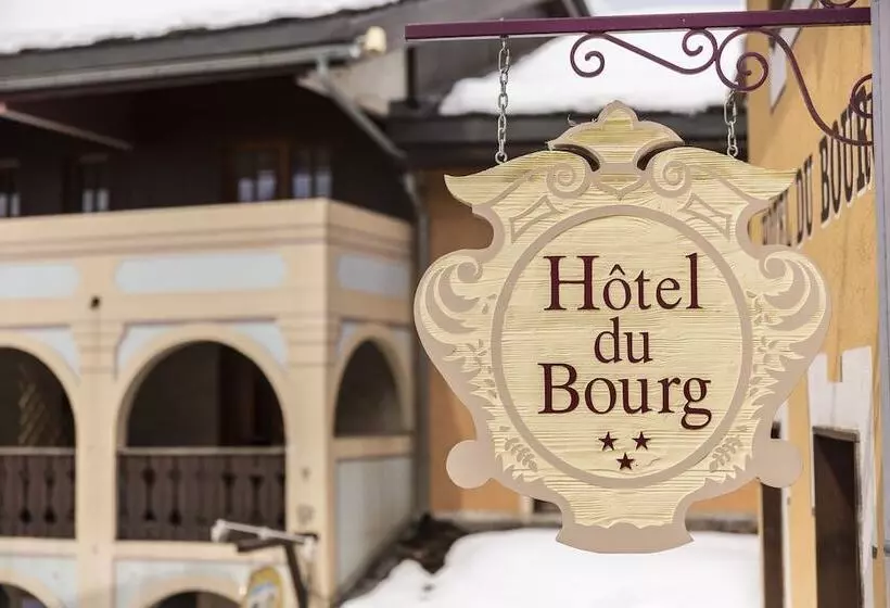 Отель Du Bourg