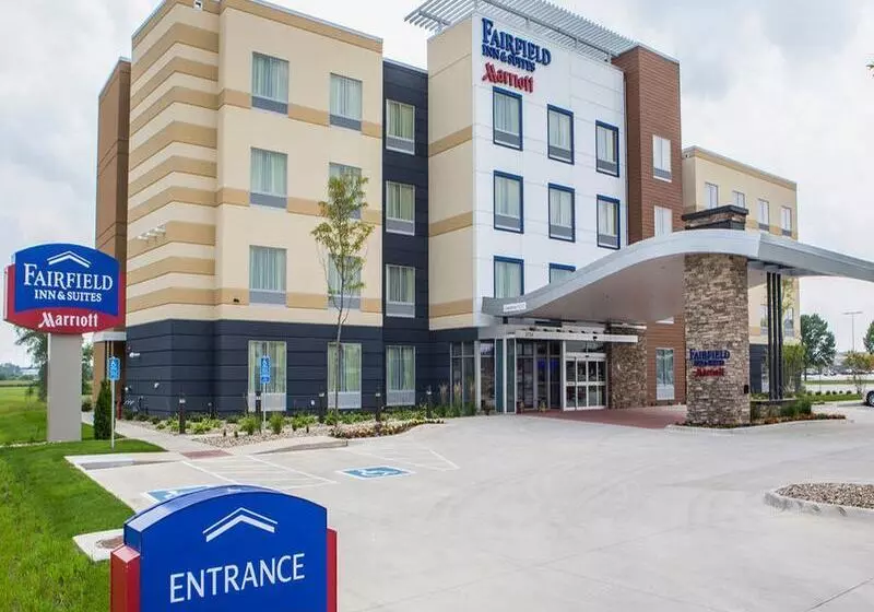 ホテル Fairfield Inn & Suites By Marriott Waterloo Cedar Falls