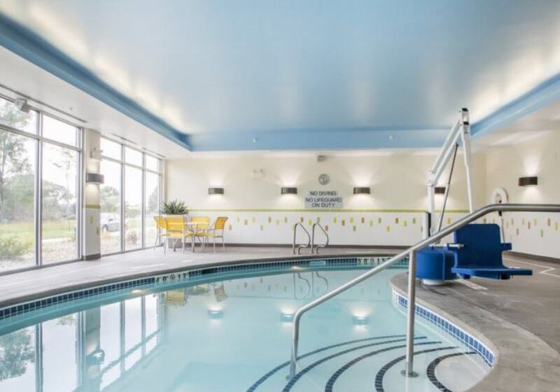 فندق Fairfield Inn & Suites By Marriott Waterloo Cedar Falls