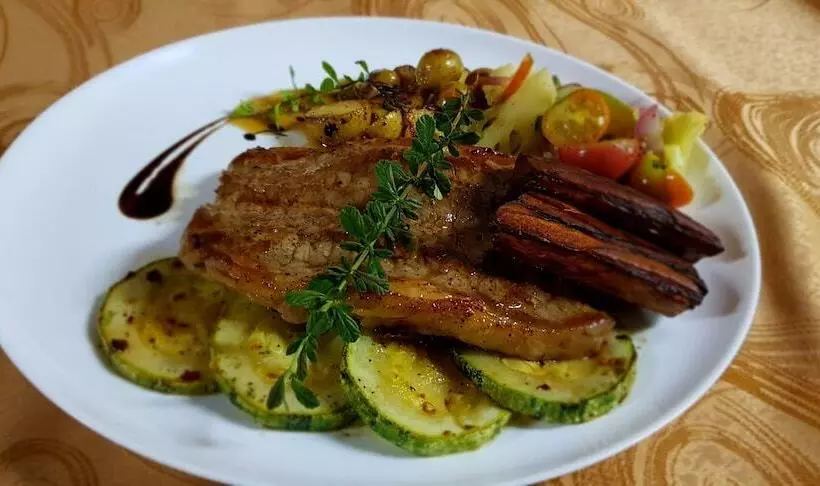 酒店 Heliconias Nature Inn & Hot Springs