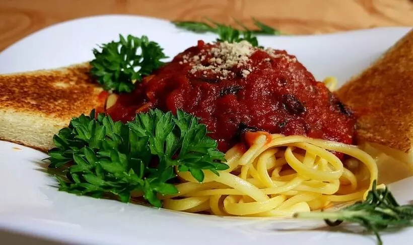 酒店 Heliconias Nature Inn & Hot Springs