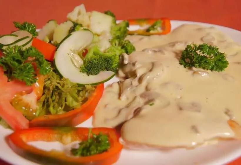 酒店 Heliconias Nature Inn & Hot Springs