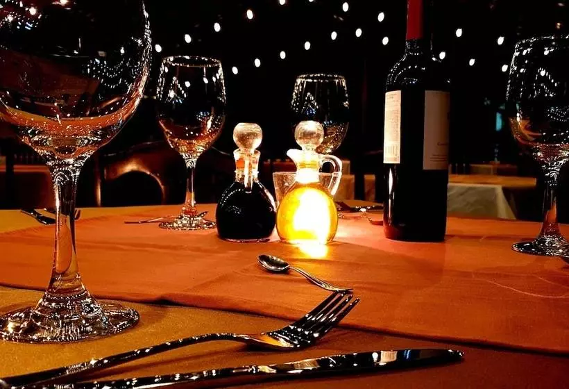 酒店 Heliconias Nature Inn & Hot Springs