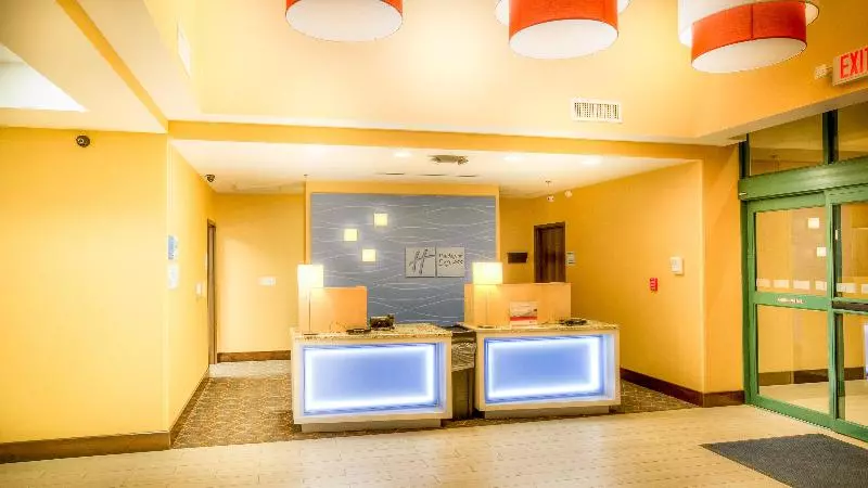 ホテル Holiday Inn Express Wichita South, An Ihg