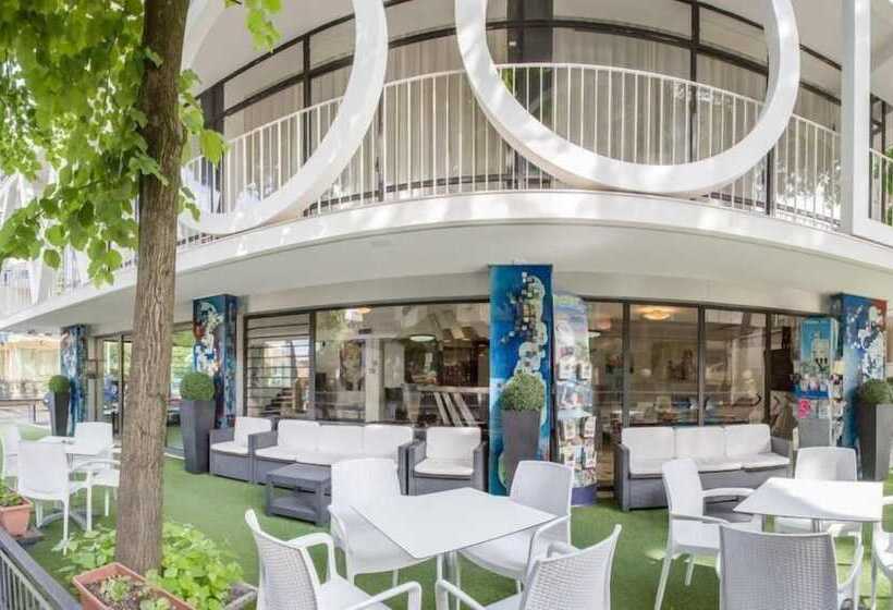 בית מלון כפרי Hollywood