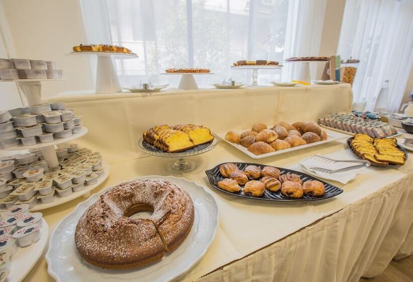 בית מלון כפרי Hollywood