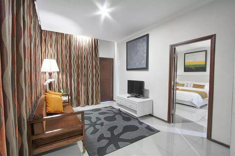 호텔 Montana Dua Malang