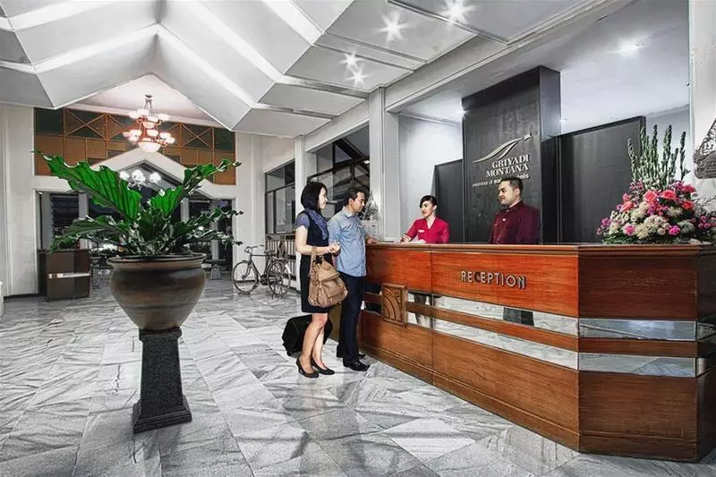 호텔 Montana Dua Malang