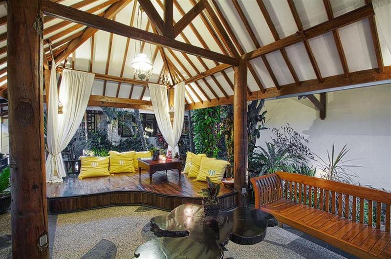 فندق Montana Dua Malang