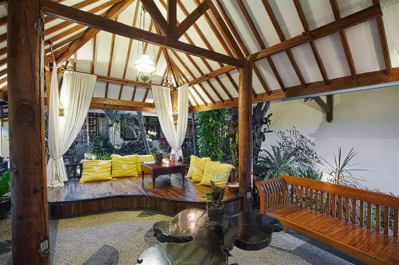 호텔 Montana Dua Malang