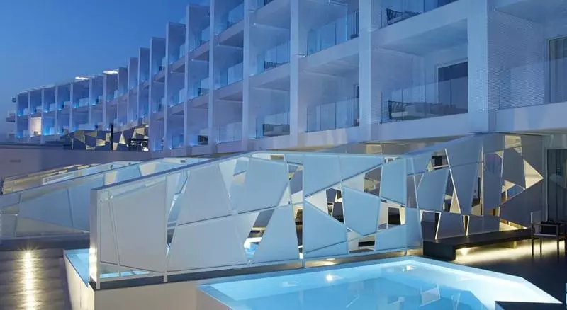 ホテル Nikki Beach Resort & Spa