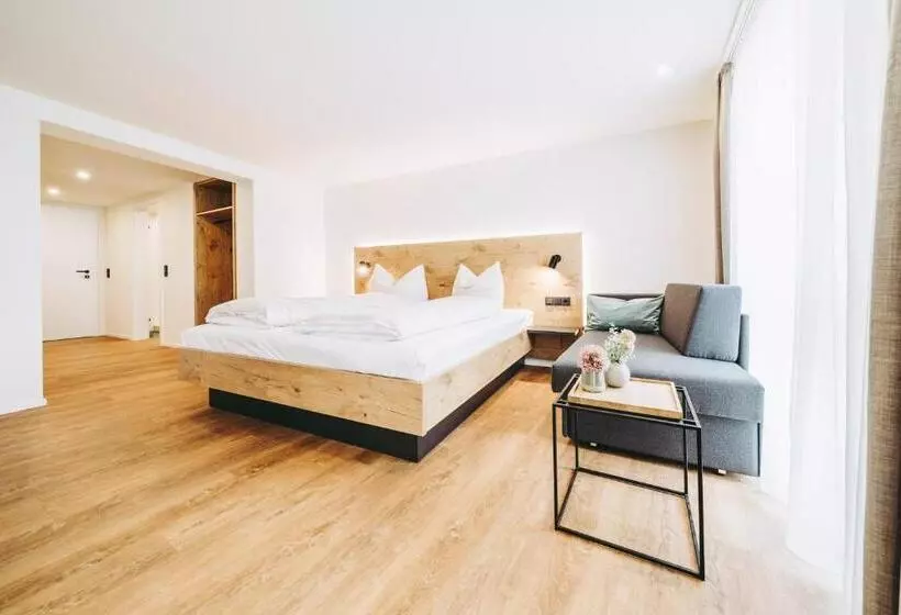 Pflugwirts Hotel Und Gasthaus