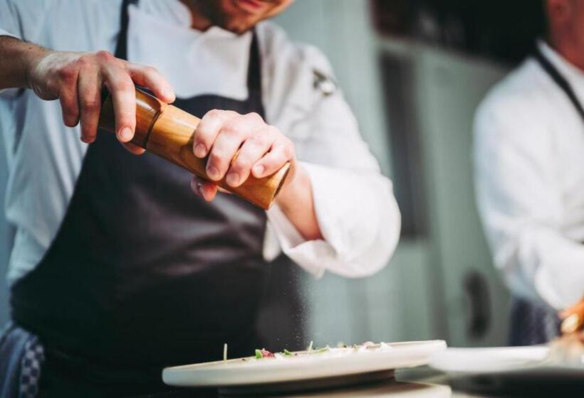 Pflugwirts Hotel Und Gasthaus