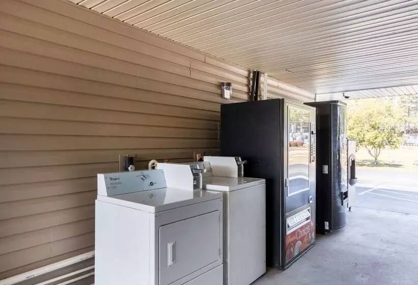 호텔 Studio 6 Statesboro, Ga