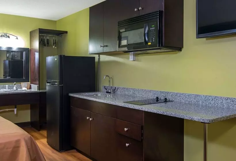 호텔 Suburban Extended Stay  Selma I95