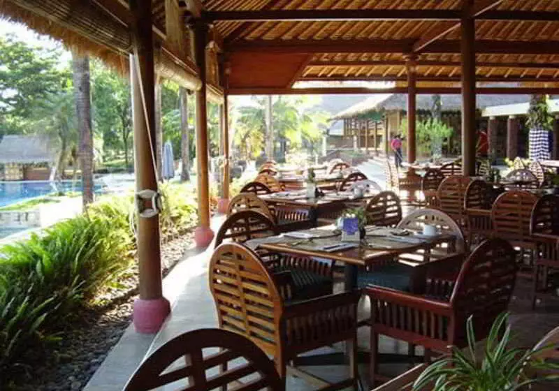 فندق Tanjung Lesung Beach