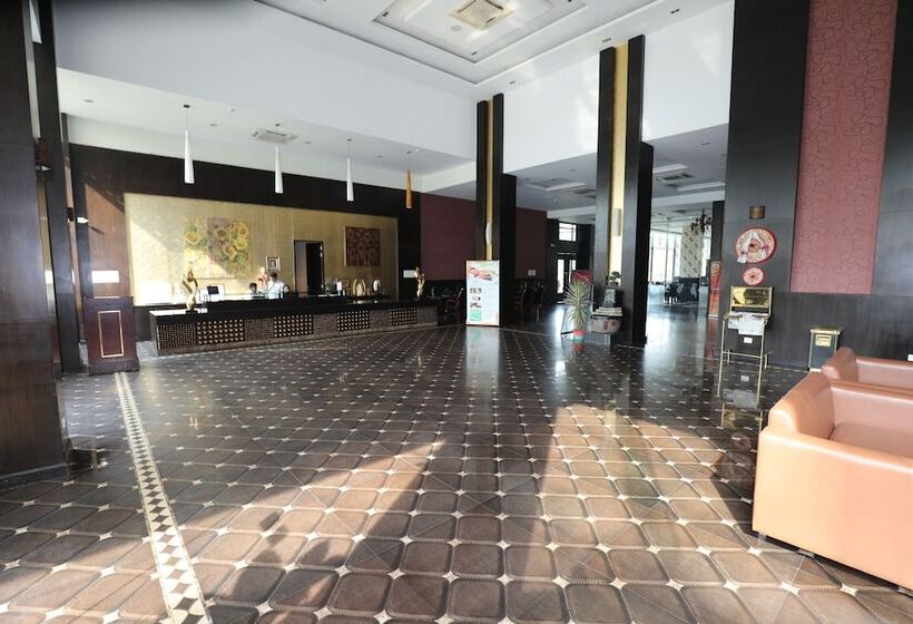 The Greenwood Hotel Tezpur