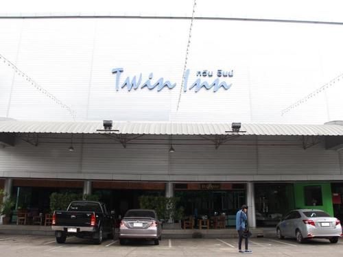 هتل Twin Inn