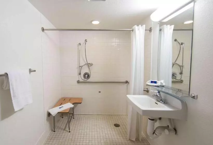 Motel 6 Weed  Mount Shasta