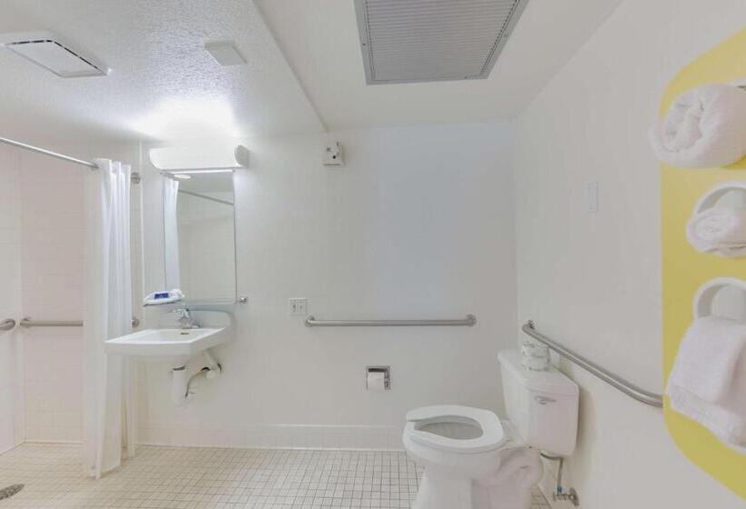 Motel 6 Weed  Mount Shasta