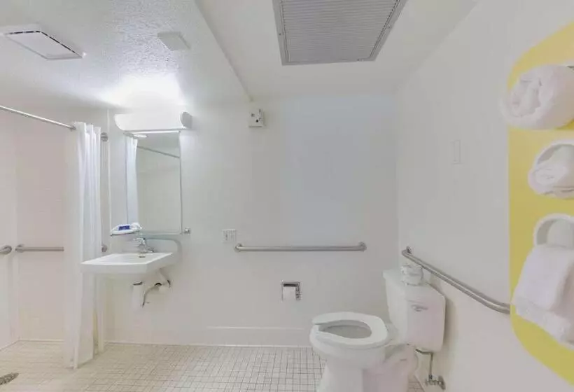 Motel 6 Weed  Mount Shasta