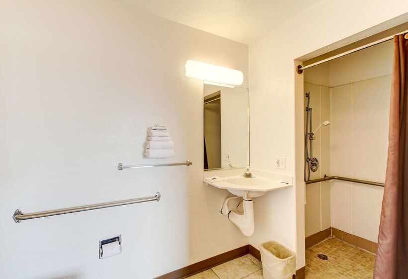 Motel 6amherst, Oh Cleveland West Lorain