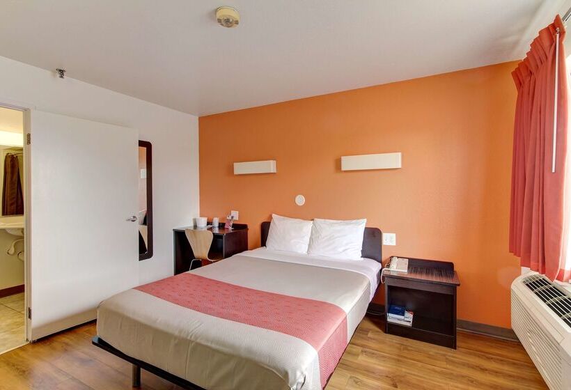 Motel 6amherst, Oh Cleveland West Lorain