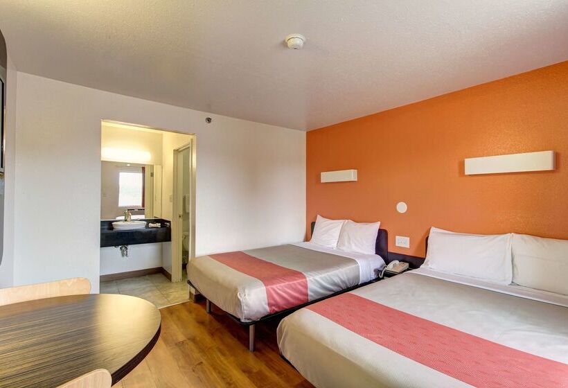 Motel 6amherst, Oh Cleveland West Lorain