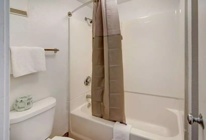 Motel 6dallas, Tx  Forest Lane