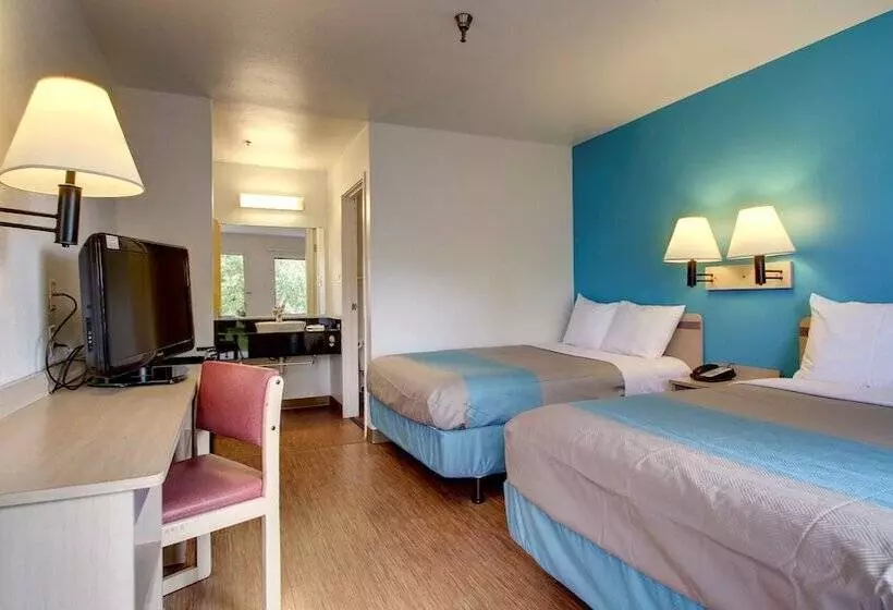 Motel 6 des Moines, Ia  North