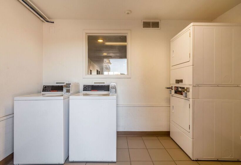 Motel 6garland, Tx  Dallas