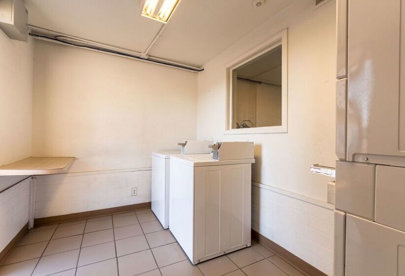 Motel 6garland, Tx  Dallas