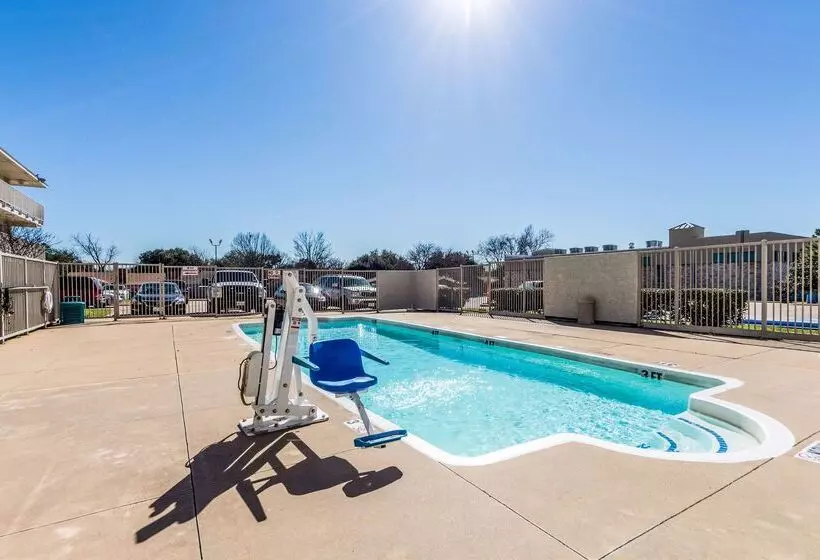 Motel 6garland, Tx Dallas