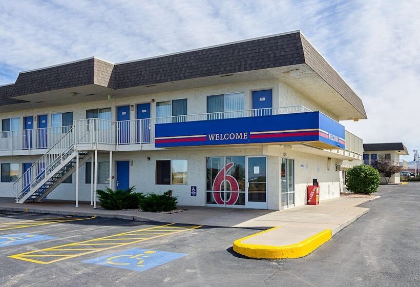 Motel 6 Laramie, Wy