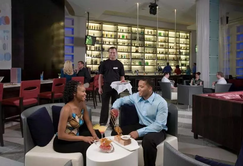 리조트 Le Merigot At Tropicana